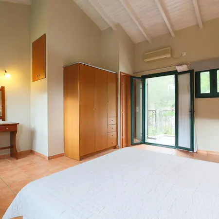 Vivi's Apartment *